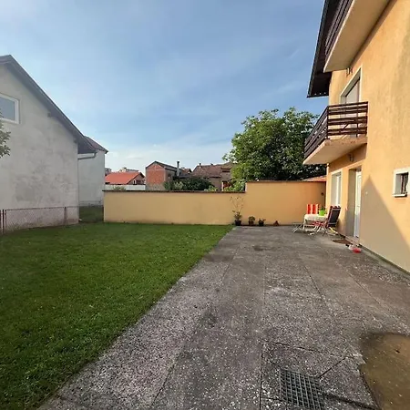 Apartment Nada *